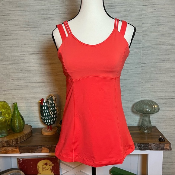 Lululemon Size 8 Happy Strappy Tank Orange Red Top Yoga Slim Fit Athleisure Bra - Picture 2 of 6